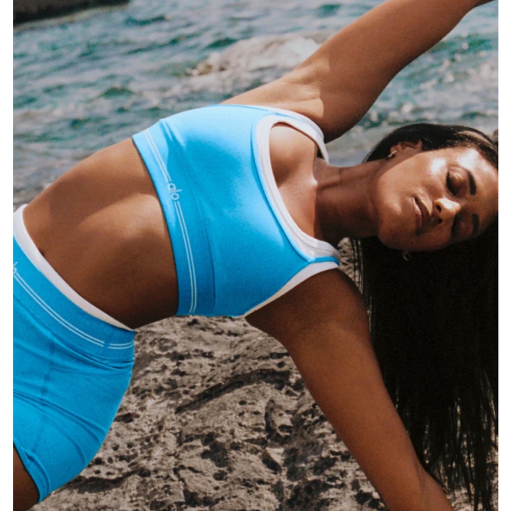 ALO Yoga Blue & White Seamless Sports Bra
